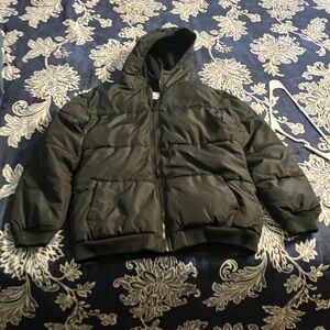 Old Navy Black Puffer Jacket with Hood and Quilted Design